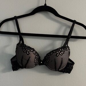 Elegant Smart & Sexy Black Lace Bra 34A